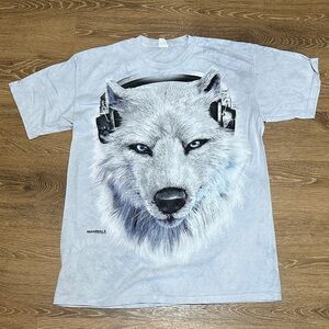 White Wolf The mountain shirt men’s size large